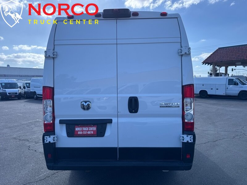 Used 2023 RAM ProMaster 3500 FWD image 9