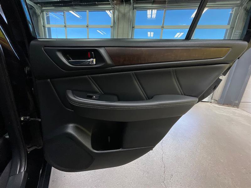 Used 2018 Subaru Outback 2.5i Limited AWD/4WD image 25