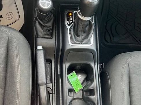 Used 2020 Jeep Wrangler Unlimited Sport S AWD/4WD image 15