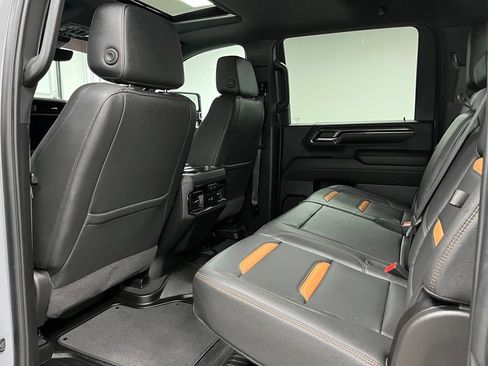 Used 2024 GMC Sierra 3500 AT4 w/ AT4 Premium Plus Package AWD/4WD image 44