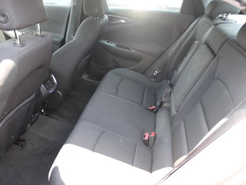 Used 2016 Chevrolet Malibu LT FWD image 6