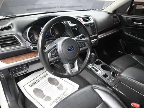 Used 2017 Subaru Outback 3.6R Limited image 14