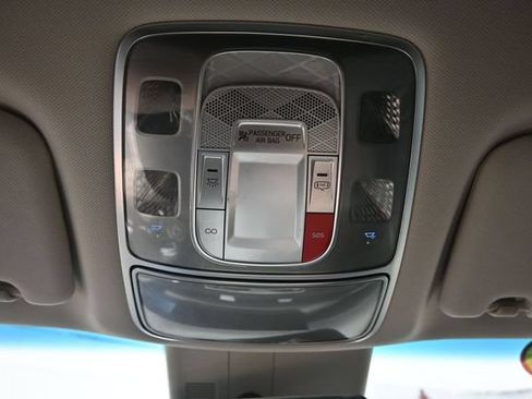 Used 2025 Genesis GV80 2.5T Standard AWD/4WD image 33