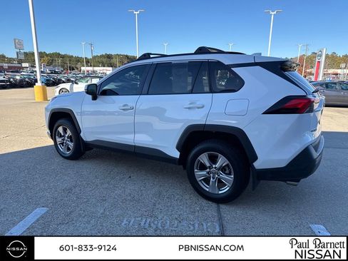 Used 2023 Toyota RAV4 XLE image 12