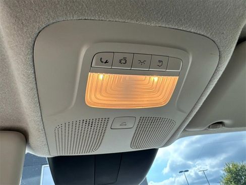 Used 2020 Mercedes-Benz Metris image 14