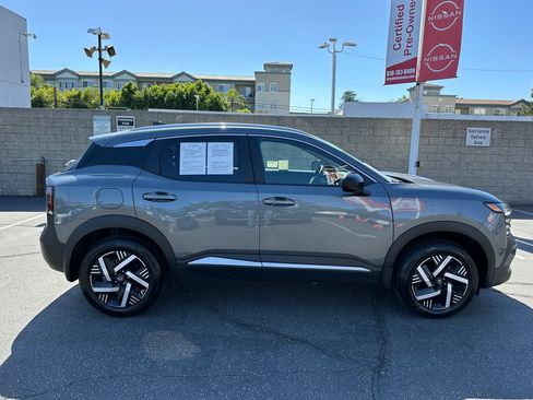 Used 2026 Nissan Kicks SV FWD image 9