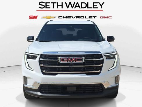 New 2026 GMC Acadia Elevation w/ Elevation Premium Package FWD image 2