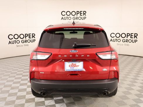 Used 2021 Ford Escape SE w/ SE Sport Appearance Package FWD image 22
