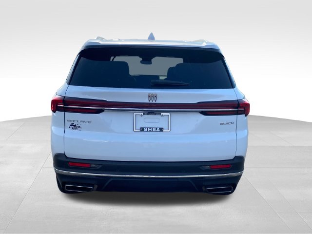 Certified 2025 Buick Enclave Preferred FWD image 3