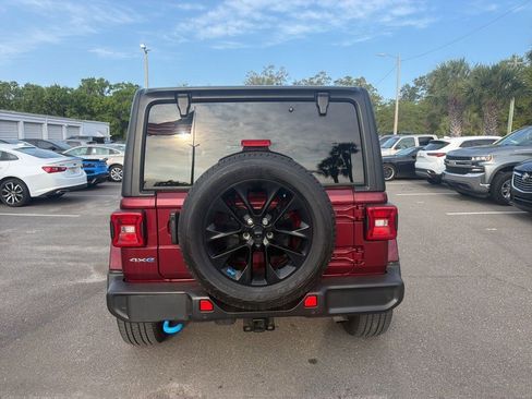 Used 2022 Jeep Wrangler Unlimited Sahara w/ Dual Top Group image 5