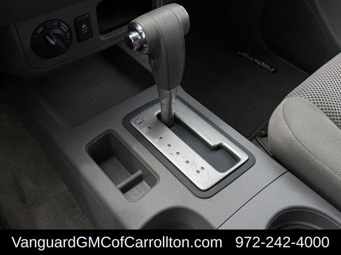 Used 2015 Nissan Frontier SV AWD/4WD image 19