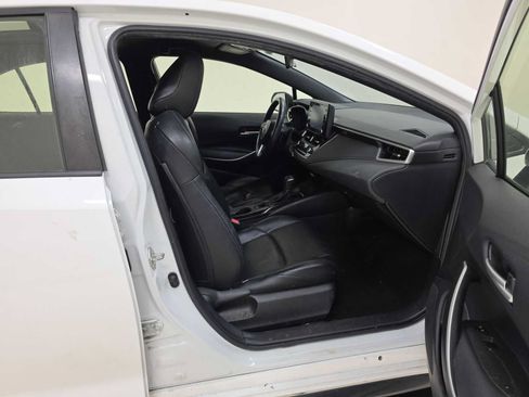 Used 2022 Toyota Corolla SE FWD image 5
