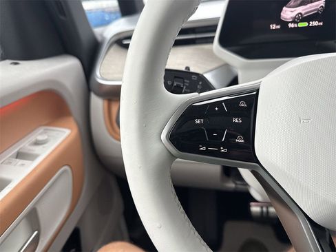 New 2025 Volkswagen ID. Buzz 1st Edition image 19