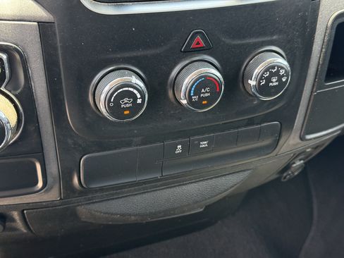 Used 2019 RAM 1500 Tradesman w/ Chrome Plus Package RWD image 21