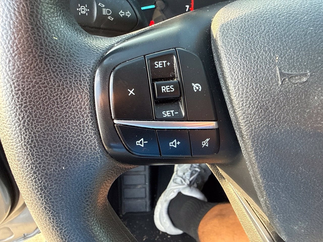 Used 2022 Ford Escape S FWD image 27