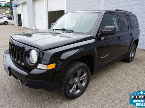 Used 2015 Jeep Patriot High Altitude AWD/4WD image 3
