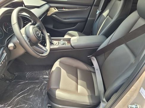 New 2026 MAZDA MAZDA3 Hatchback w/Premium Plus Pkg AWD/4WD image 8