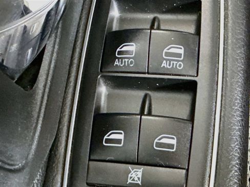 Used 2018 RAM 1500 Sport w/ Convenience Group AWD/4WD image 18