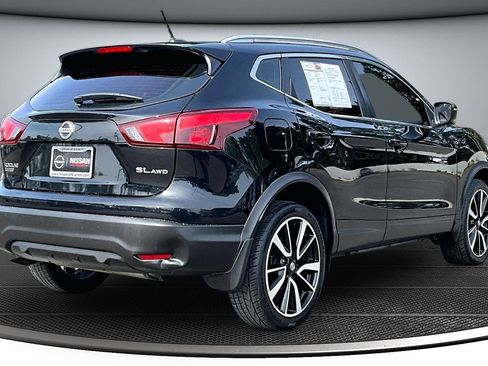 Used 2018 Nissan Rogue Sport SL w/ SL Premium Package AWD/4WD image 6