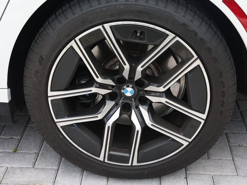 Used 2024 BMW 740i RWD image 46
