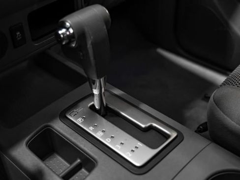 Used 2019 Nissan Frontier SV RWD image 31