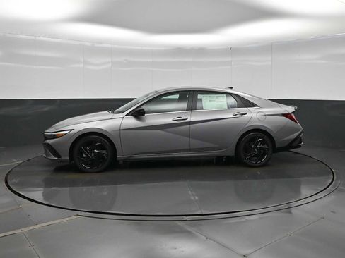 New 2026 Hyundai Elantra SEL Sport Premium image 5