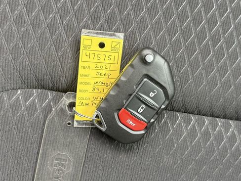 Used 2021 Jeep Wrangler Sport image 27