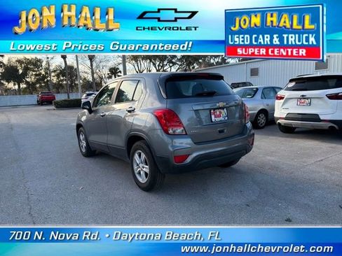 Used 2020 Chevrolet Trax LS image 7
