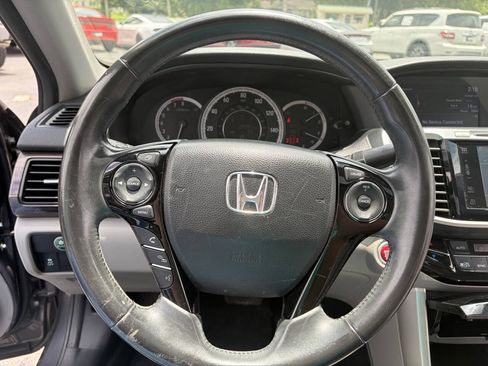 Used 2017 Honda Accord EX-L image 24