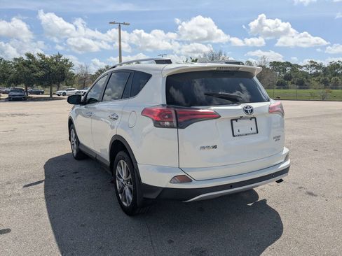 Used 2016 Toyota RAV4 Limited AWD/4WD image 7