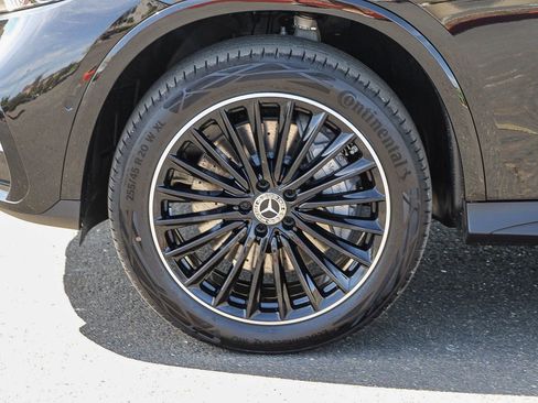 New 2026 Mercedes-Benz GLC 300 GLC 300 image 9