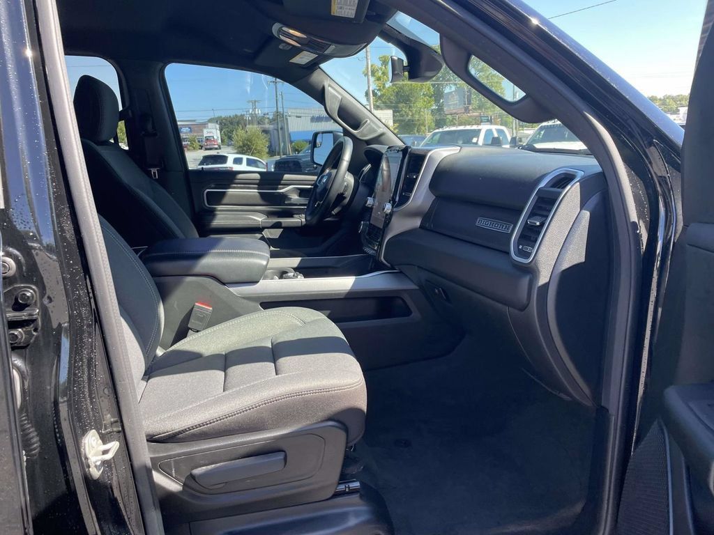 Used 2023 RAM 1500 Big Horn AWD/4WD image 15