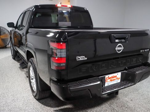 Used 2023 Nissan Frontier SV w/ SV Convenience Package AWD/4WD image 9