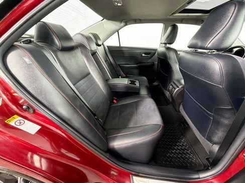 Used 2016 Toyota Camry SE FWD image 27