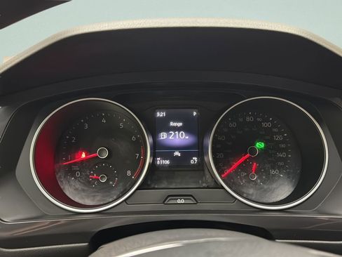 Used 2020 Volkswagen Tiguan S w/ 3rd Row Seat Package AWD/4WD image 24