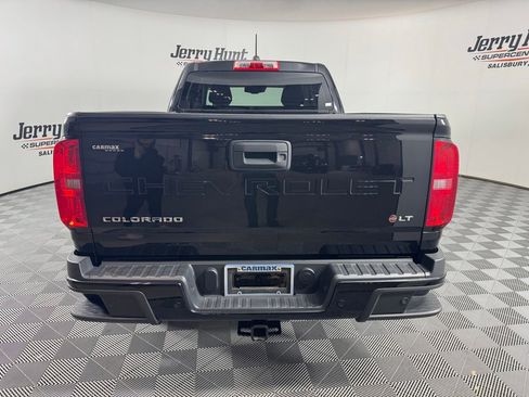 Used 2022 Chevrolet Colorado LT w/ Fleet Safety Package RWD image 8
