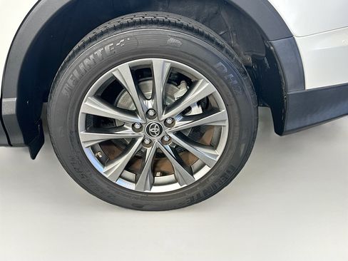 Used 2017 Toyota RAV4 Limited w/ Advanced Technology Package FWD image 11
