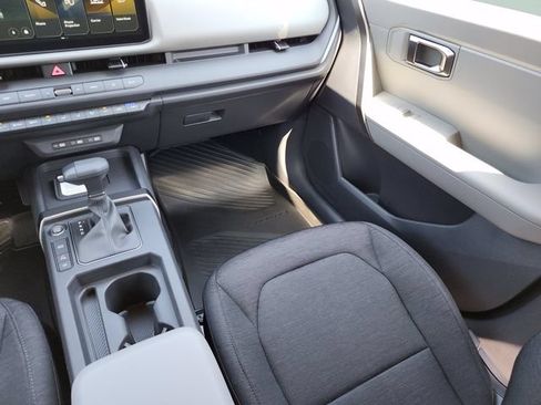 New 2027 Kia Seltos S FWD image 18