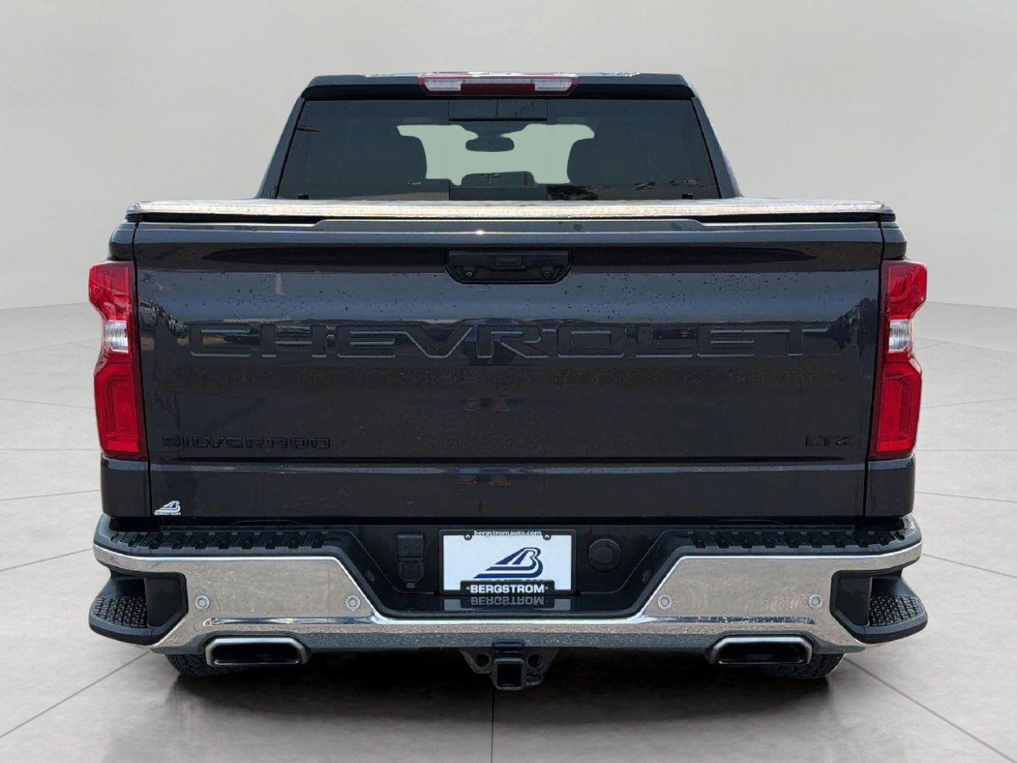 Used 2023 Chevrolet Silverado 1500 LTZ AWD/4WD image 30