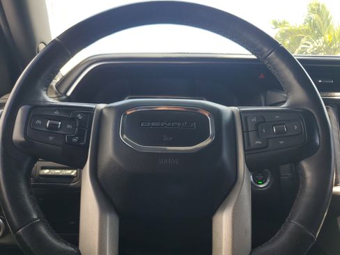 Certified 2021 GMC Yukon XL Denali w/ Denali Premium Package RWD image 25