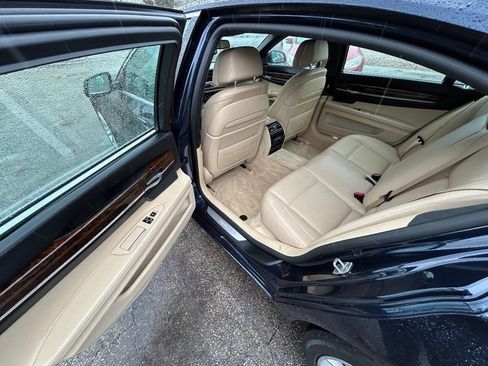 Used 2015 BMW 750Li xDrive AWD/4WD image 6