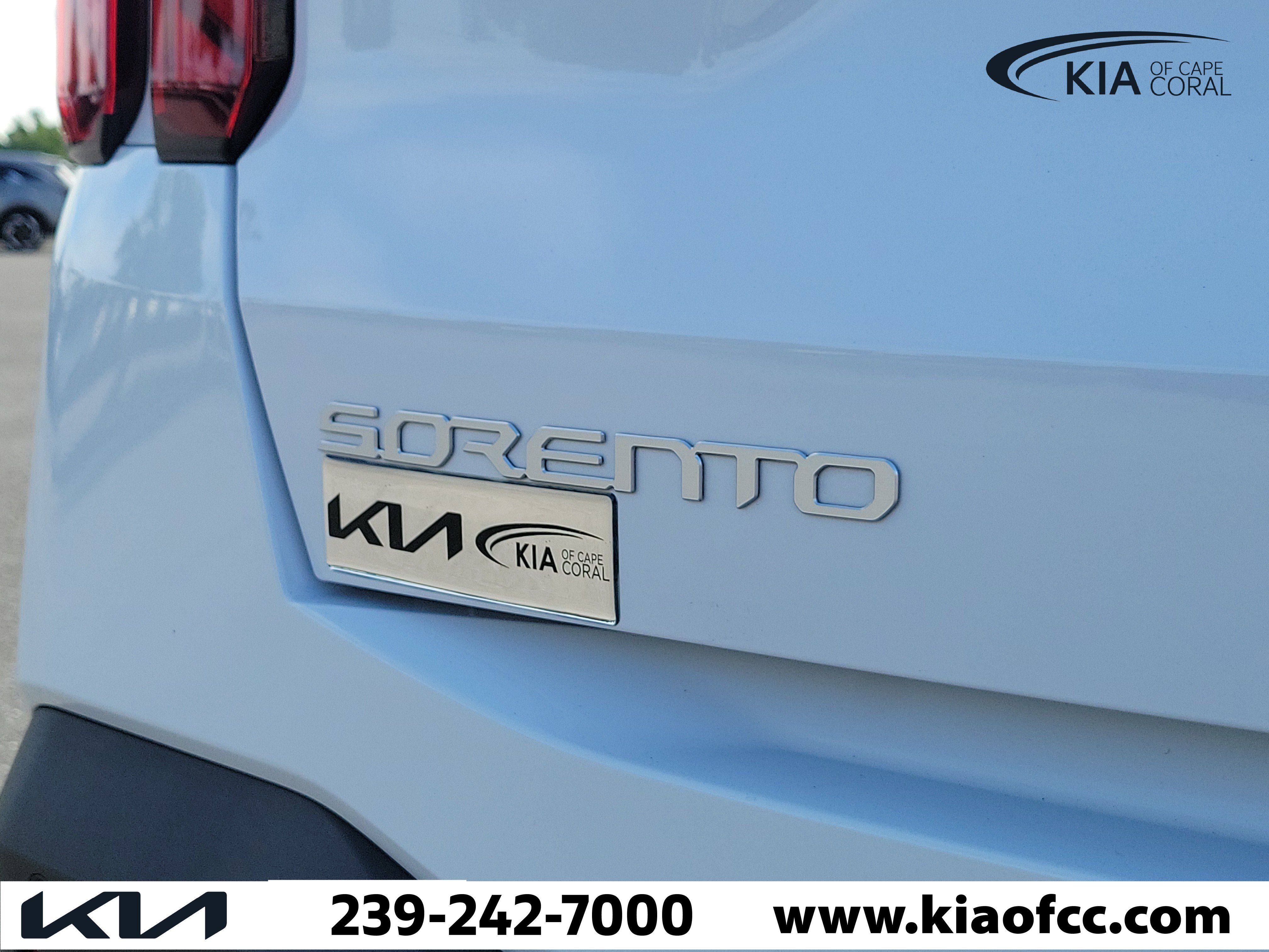 Certified 2025 Kia Sorento S w/ Panoramic Sunroof Package FWD image 10