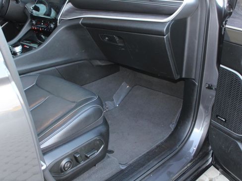 Used 2021 Jeep Grand Cherokee L Limited image 37