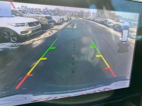 Used 2021 Ford EcoSport SE w/ SE Convenience Package image 12