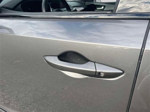 Used 2023 Acura MDX A-Spec image 10