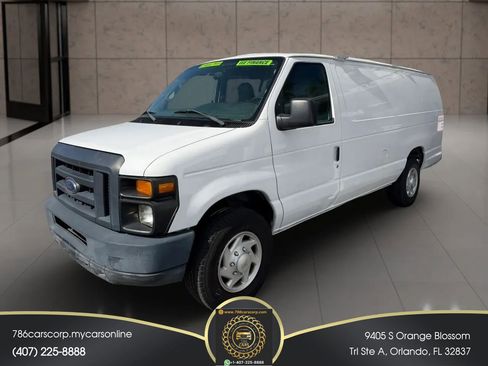 Used 2014 Ford E-250 and Econoline 250 Extended w/ Commercial Cargo Van Package RWD image 5