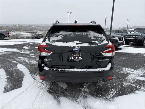 Used 2019 Subaru Forester Limited image 6
