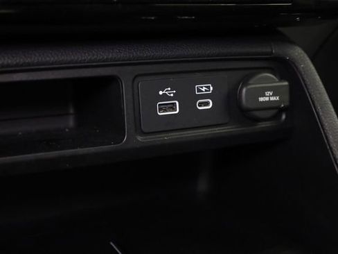 Used 2025 Honda Pilot EX-L image 23