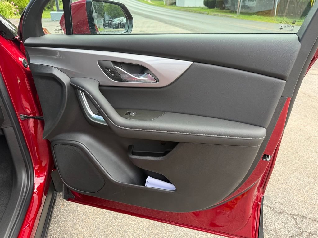 New 2026 Chevrolet Blazer LT w/ Convenience Package AWD/4WD image 37