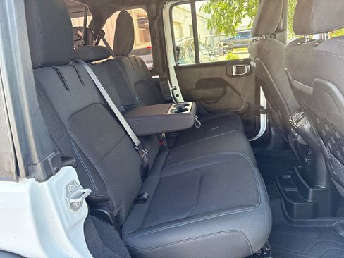 Used 2023 Jeep Wrangler Unlimited Rubicon 4xe w/ Safety Group AWD/4WD image 50